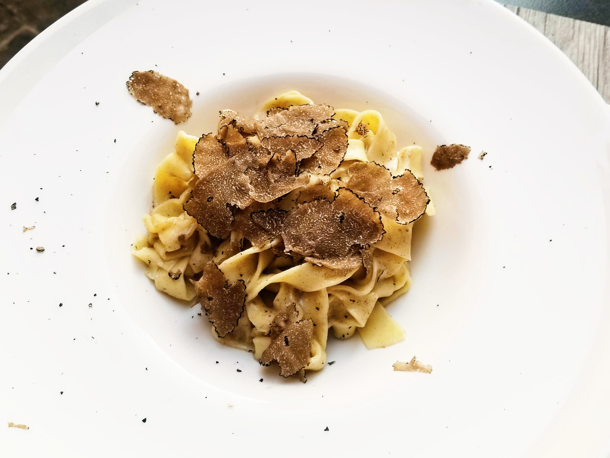 Simple delicious fresh truffle pasta in Italy